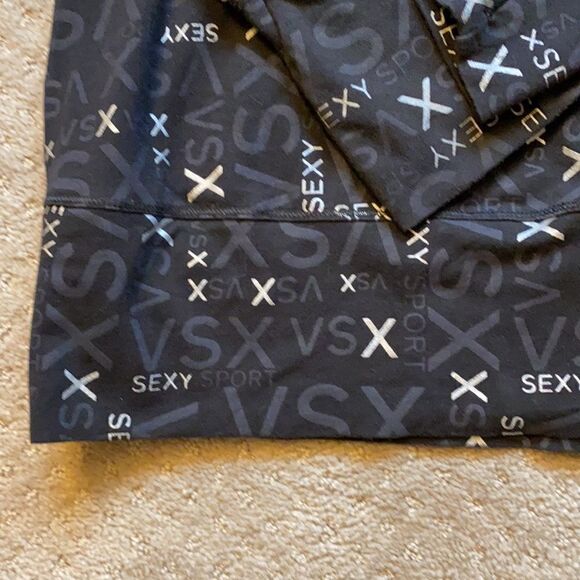 Victoria’s Secret VS Sexy Sport top size S/P. - Picture 3 of 6